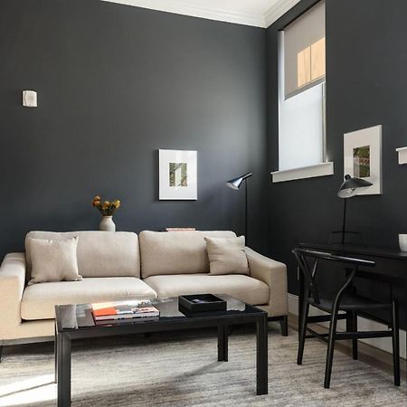 Revived Lf Square 1Br With Rooftop By Zencity Saint Louis Luaran gambar