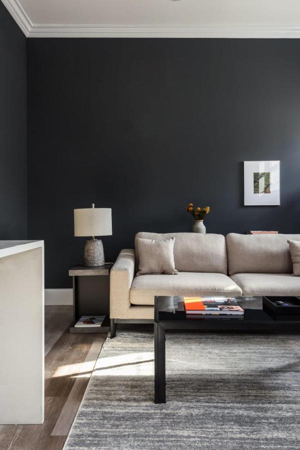 Revived Lf Square 1Br With Rooftop By Zencity Saint Louis Luaran gambar